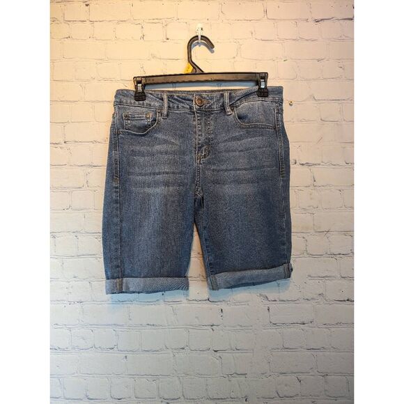 Denim Fueled cuffed stretchy denim shorts size 9 - Picture 1 of 4